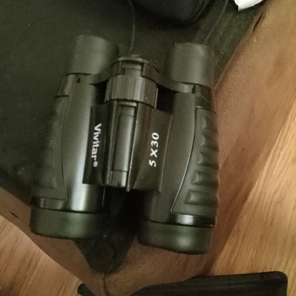 Vivatar small binoculars black with carrying case - Picture 3 of 3